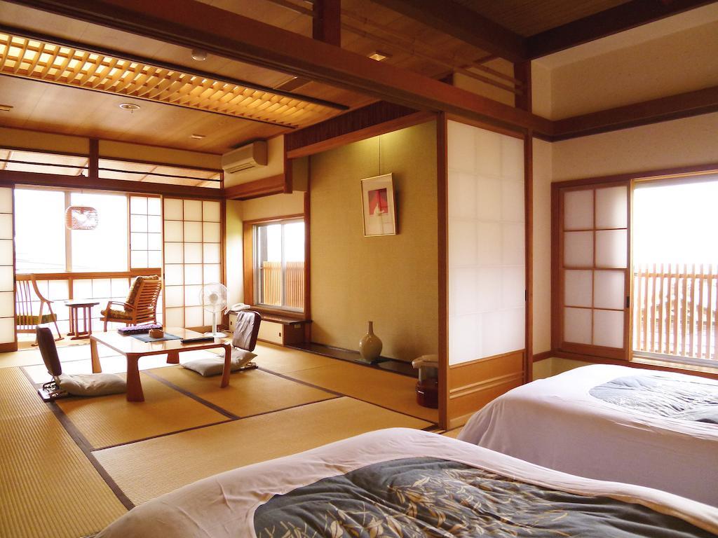Sumiyosiya Ryokan Nozawaonsen Zimmer foto